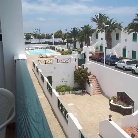 Puerto Del Carmen Sleeps 4 Pool Wifi Willa
